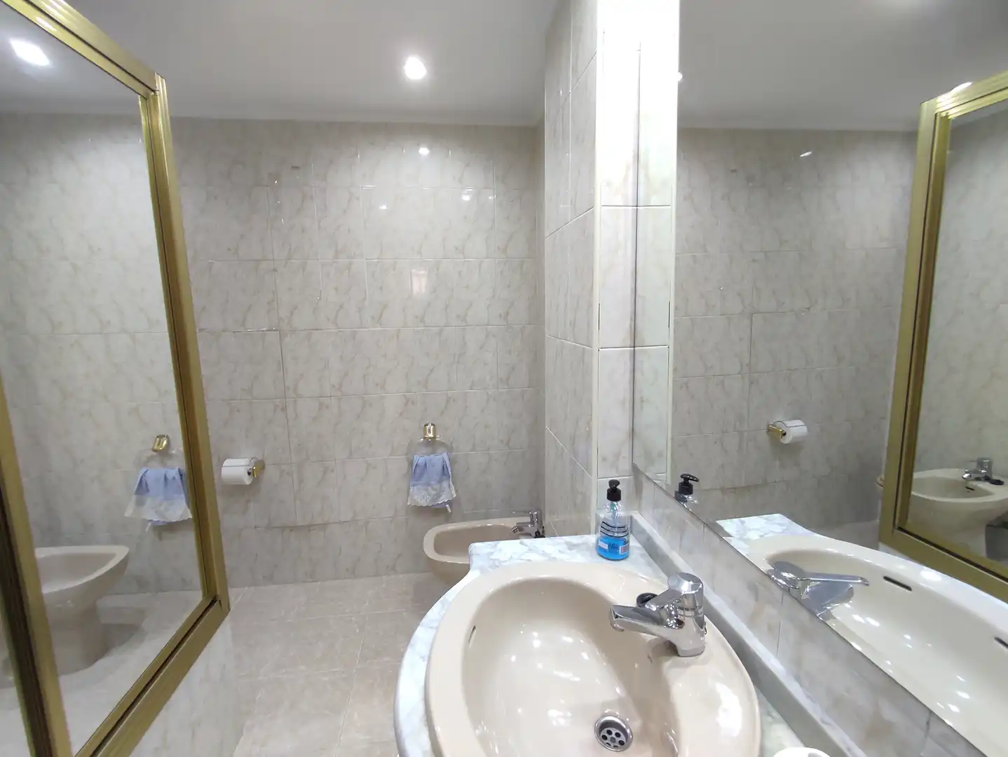 Baño de Piso en venta en Málaga con Aire acondicionado, Terraza y Trastero