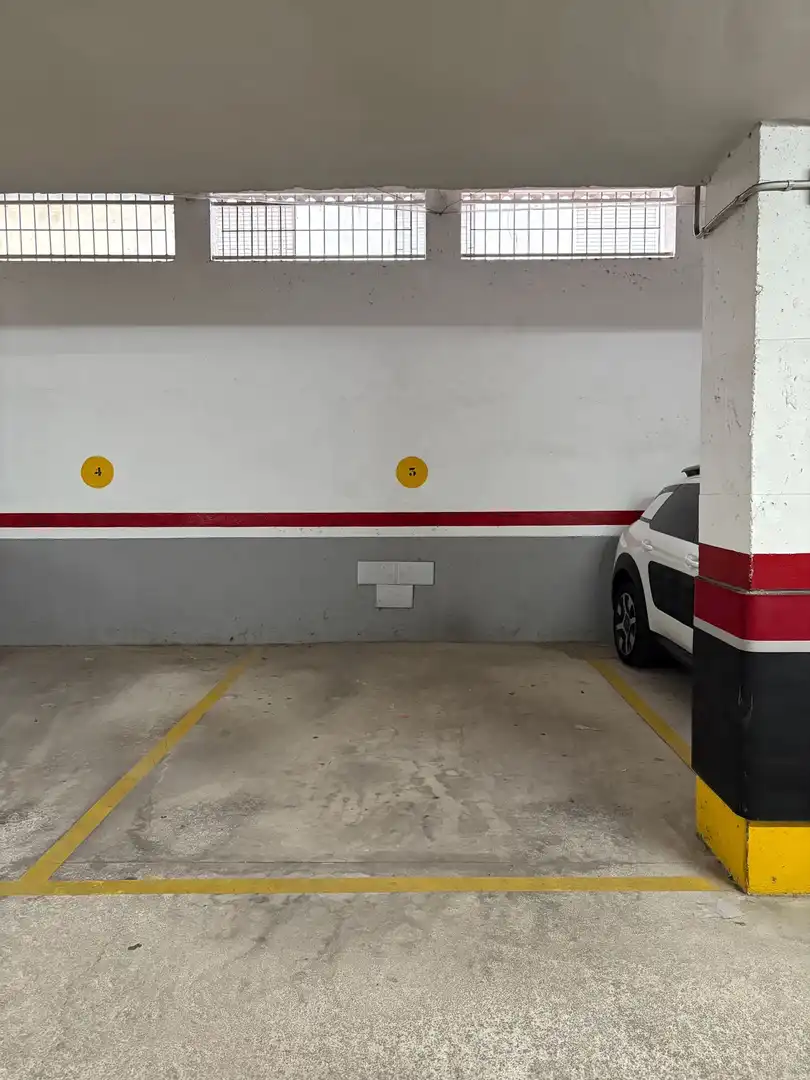 Parkplatz von Garage zur Miete in Cambrils