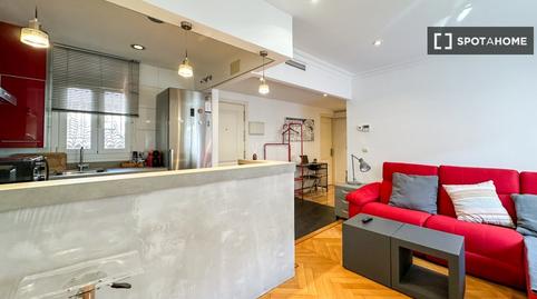 Foto 2 de Apartament per a compartir a Pacífico, Madrid