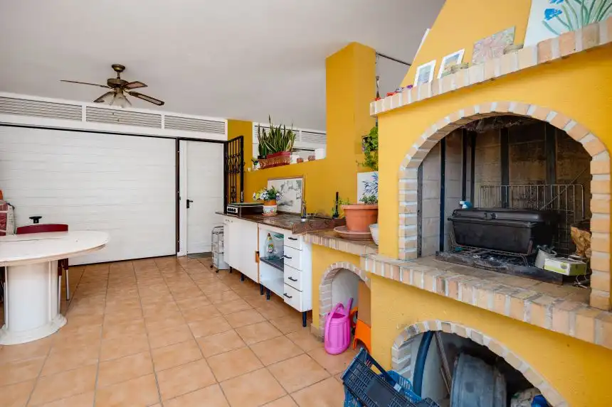 Cocina de Casa adosada en venta en Rojales con Piscina comunitaria