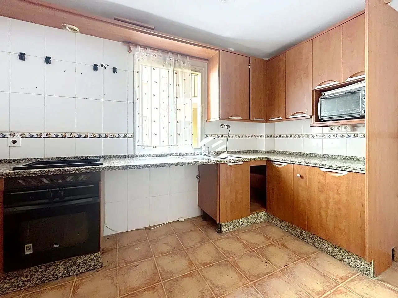 Cocina de Planta baja en venta en Lucena con Trastero