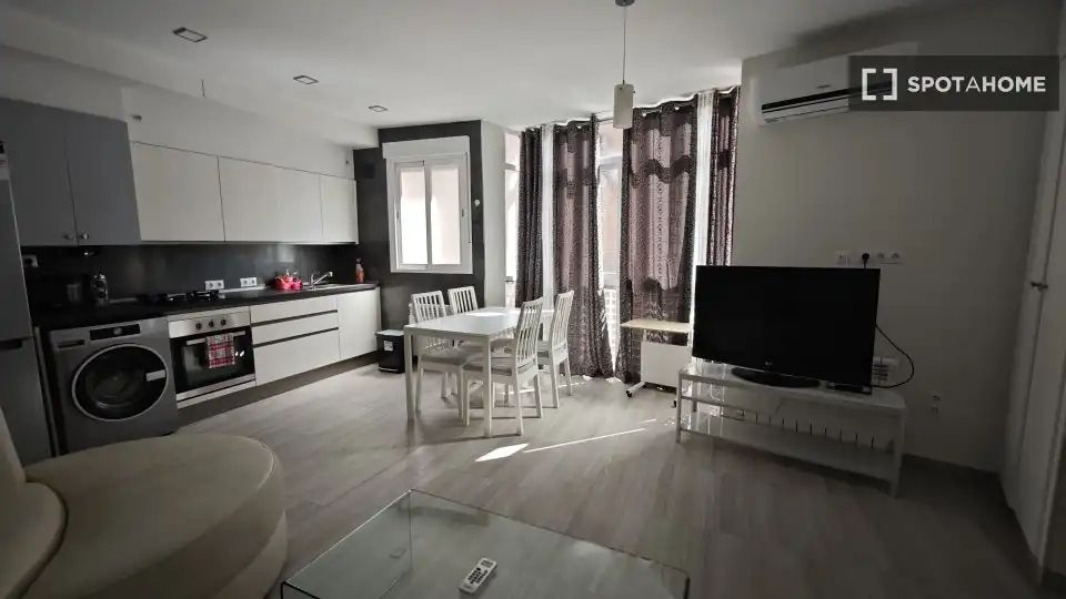 Sala d'estar de Apartament per a compartir en Madrid amb Aire condicionat, Calefacció i Terrassa