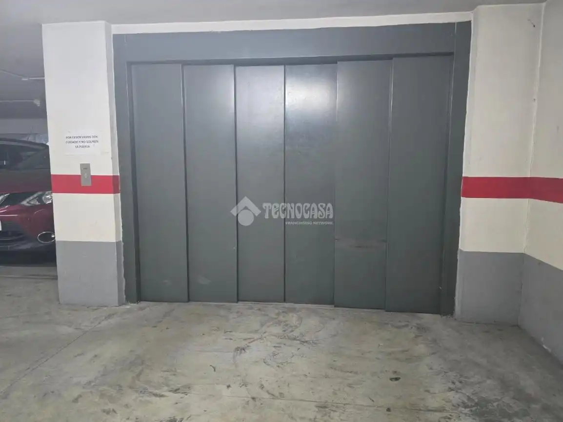 Parking of Garage for sale in Valencia