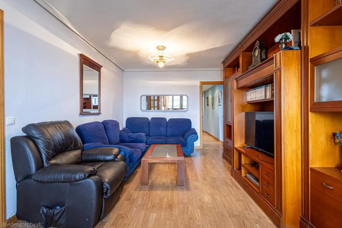 Sala de estar de Piso en venta en Guadalajara con Calefacción y Amueblado