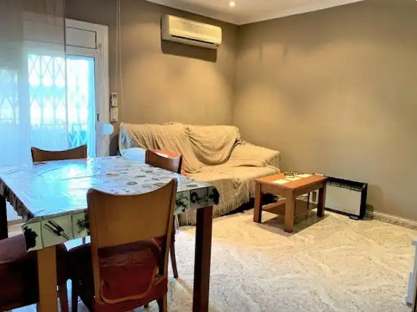 Sala d'estar de Pis en venda en Sant Boi de Llobregat amb Aire condicionat, Calefacció i Balcó