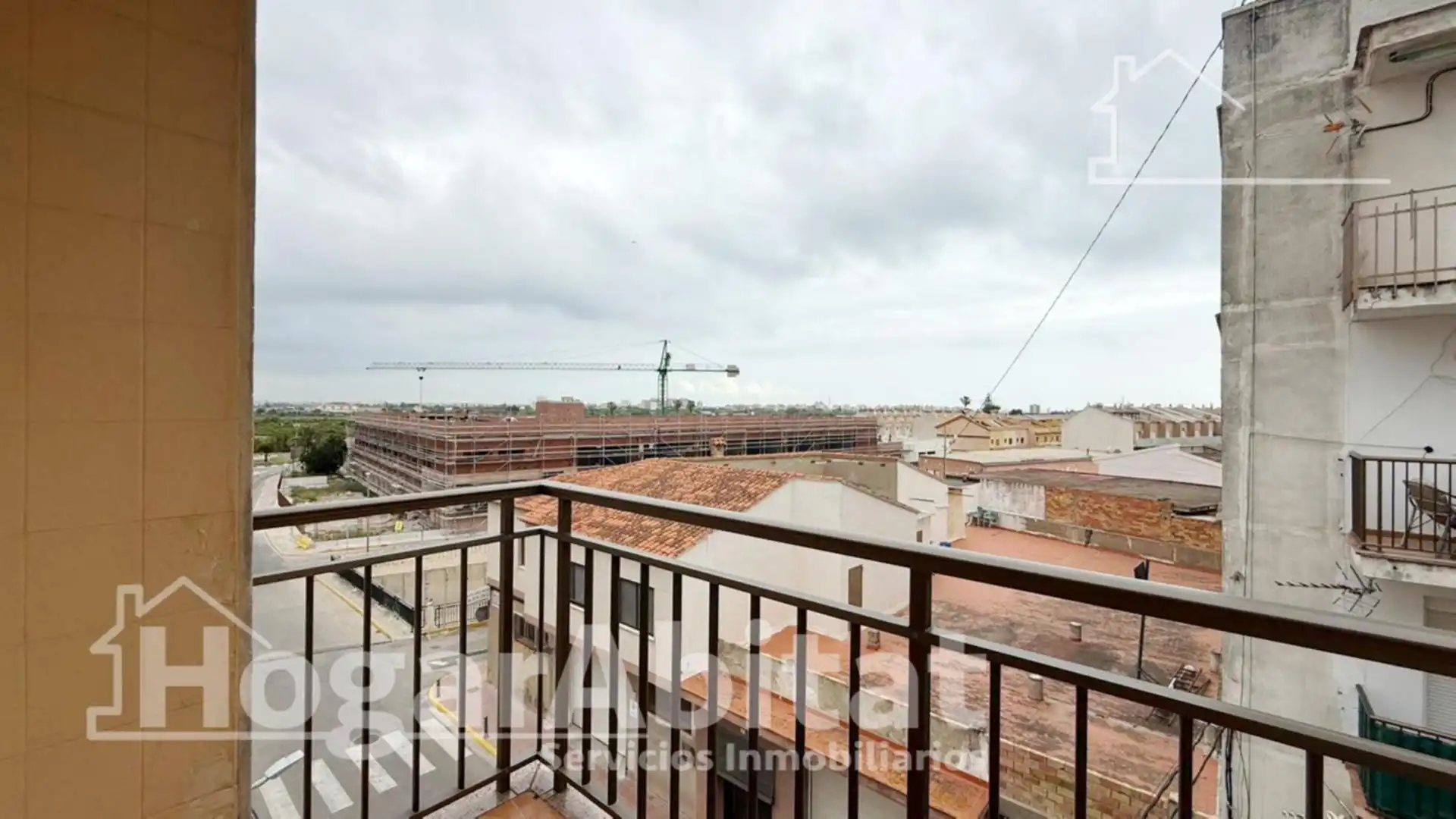 Exterior view of Flat for sale in Piles  with Air Conditioner, Heating and Storage room