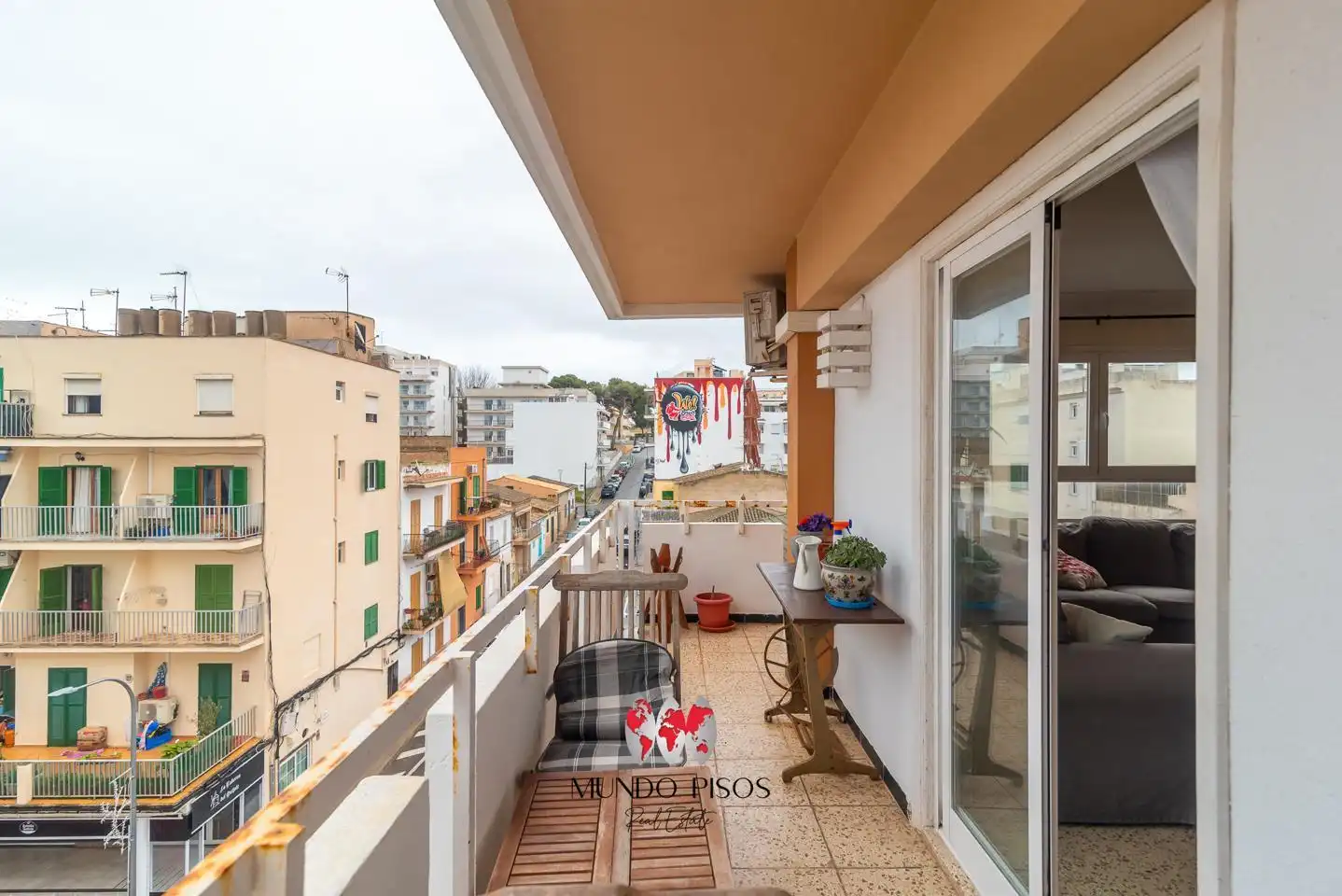 Terrasse von Wohnung zum Verkauf in  Palma de Mallorca mit Klimaanlage, Heizung und Abstellraum
