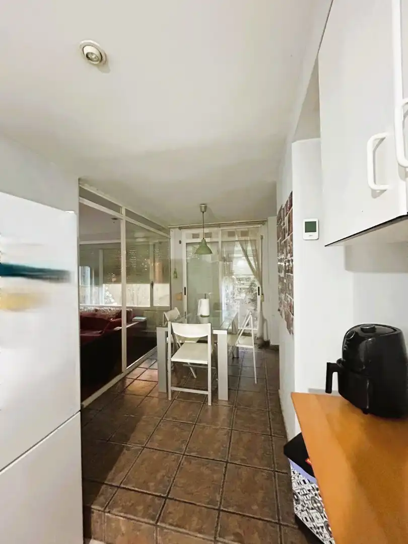 Maisonette zum Verkauf in Valencia mit Klimaanlage, Heizung und Privatgarten