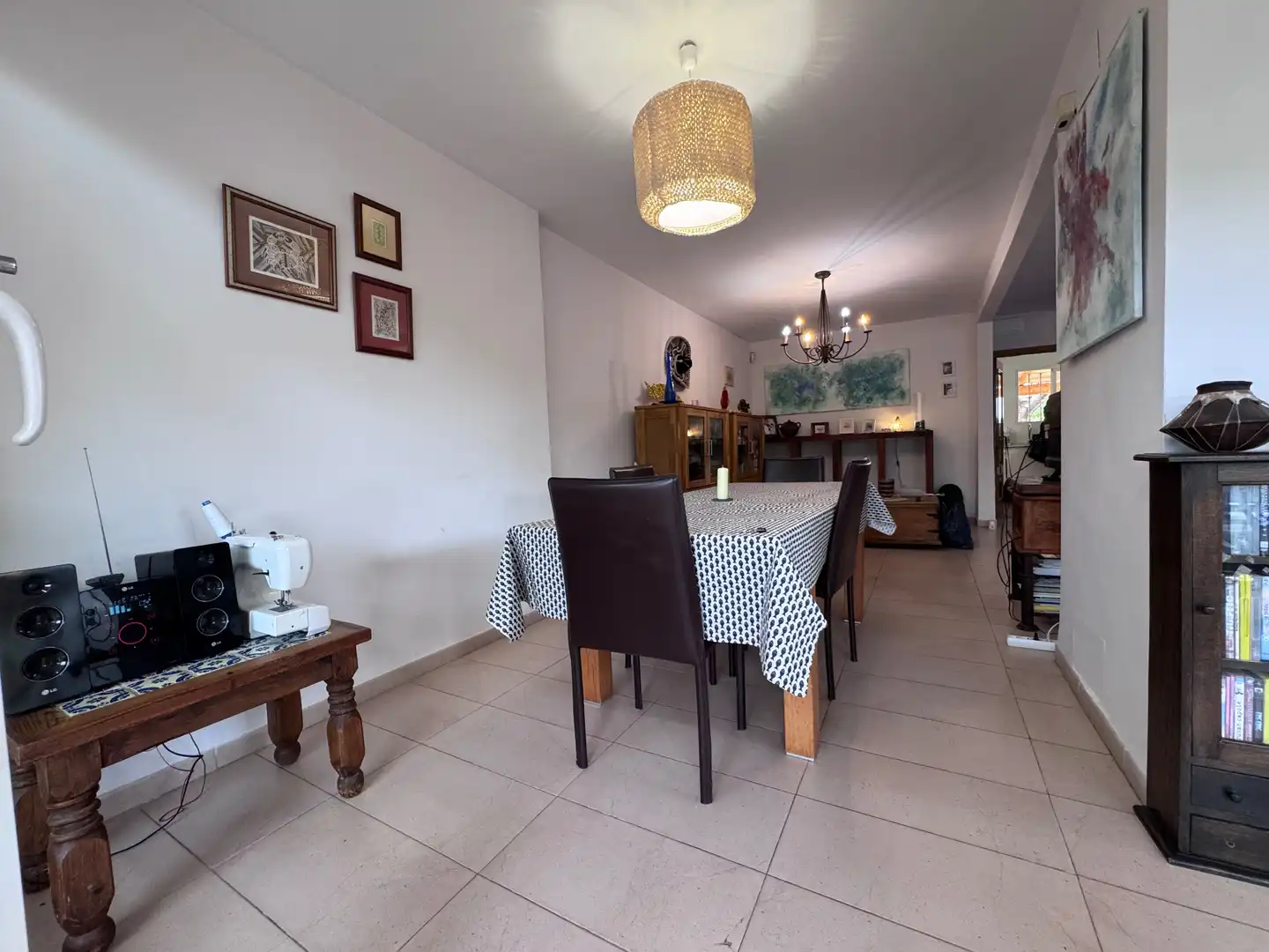 Comedor de Casa adosada en venta en Benicasim / Benicàssim con Aire acondicionado, Calefacción y Jardín privado