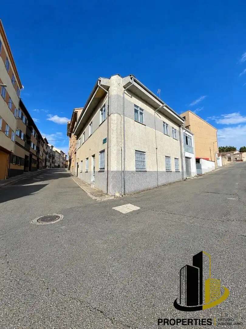Haus zum Verkauf in Guijuelo, imagen 40