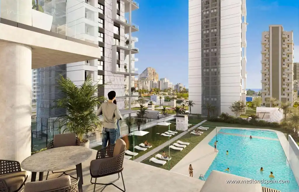 Apartamento con piscina en venta en Marisol Park - Ortembach - Los Almendros