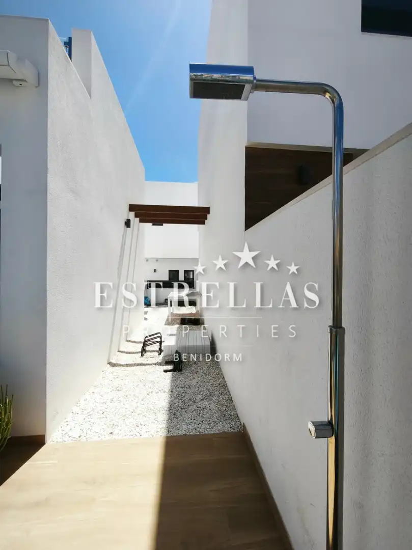 Exterior view of Houses for sale in El Campello  with Air Conditioner, Heating and Private garden