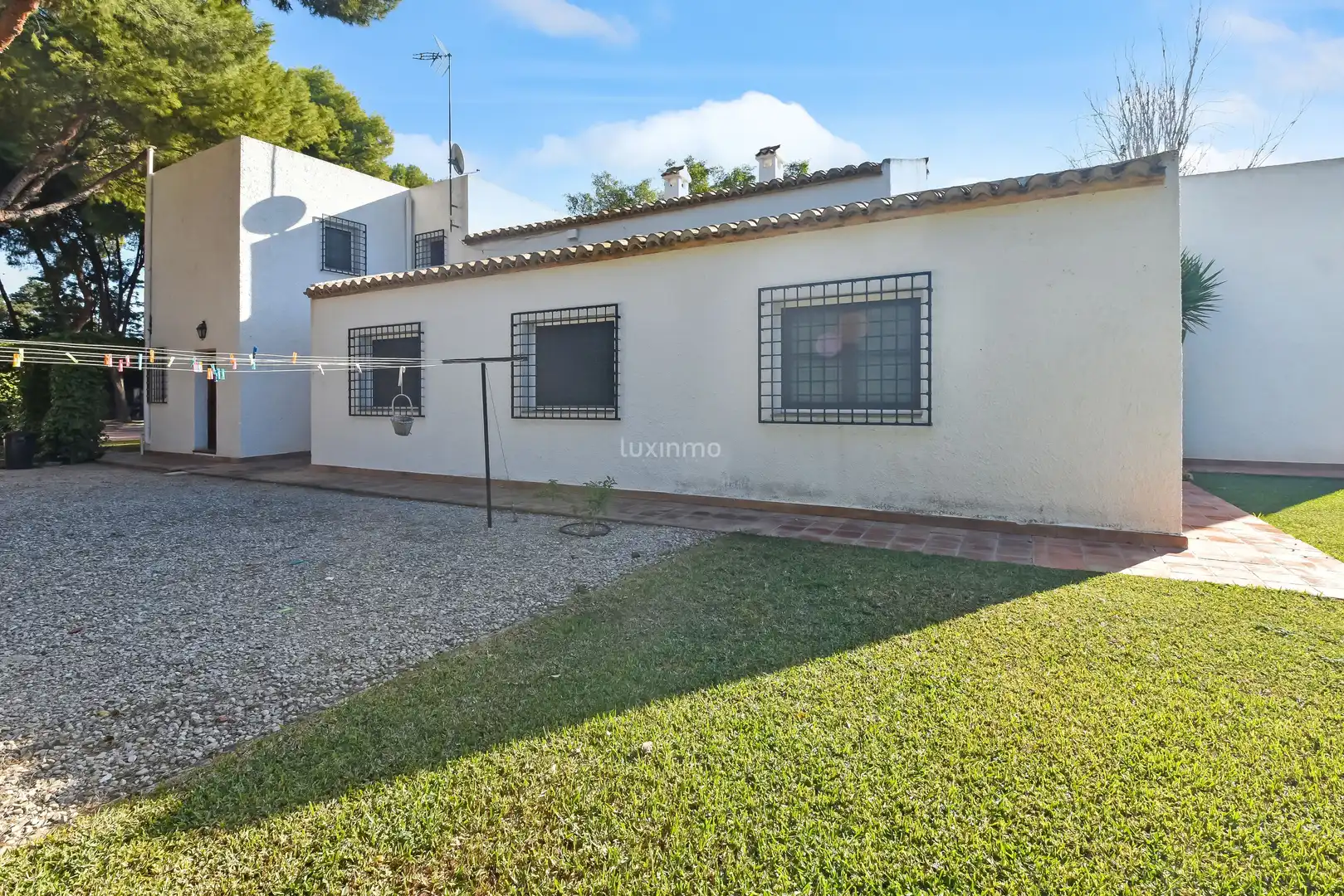 Jardí de Casa o xalet en venda en Alicante / Alacant amb Calefacció, Terrassa i Traster
