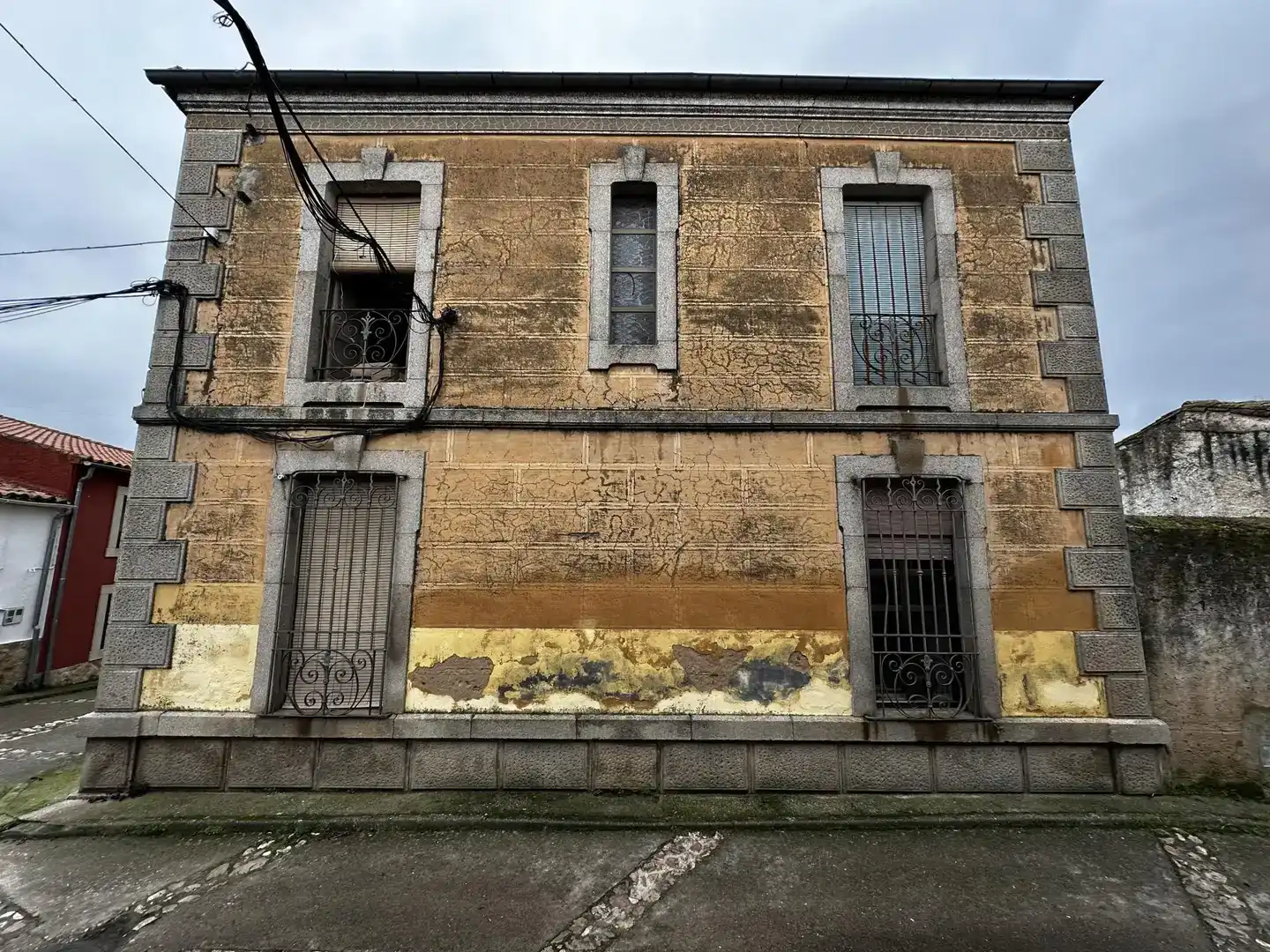 Vista exterior de Casa o chalet en venta en Hinojosa de Duero, Salamanca