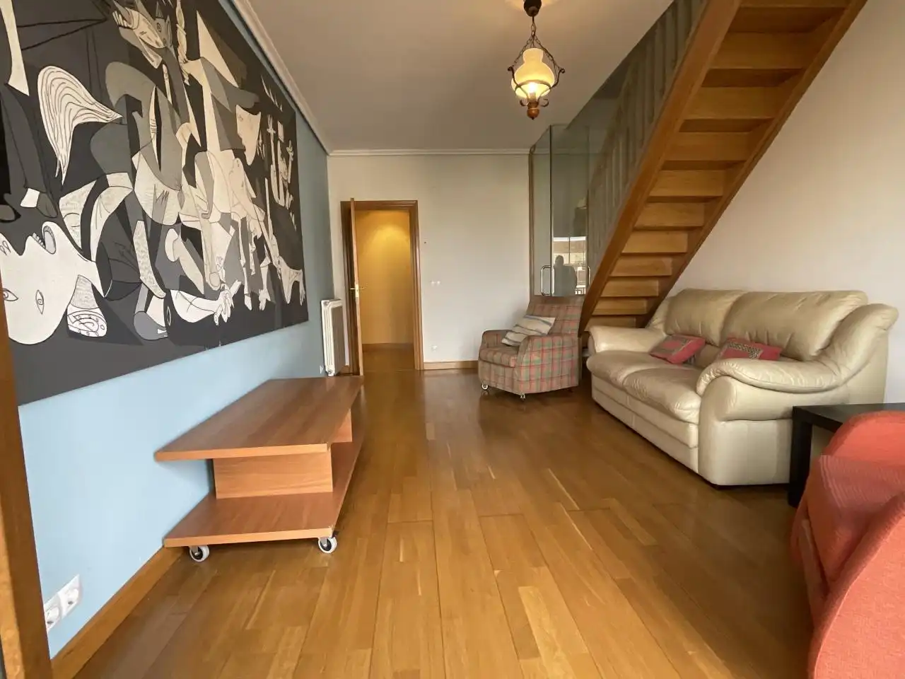 Sala d'estar de Dúplex en venda en Santo Domingo de la Calzada amb Calefacció, Parquet i Terrassa