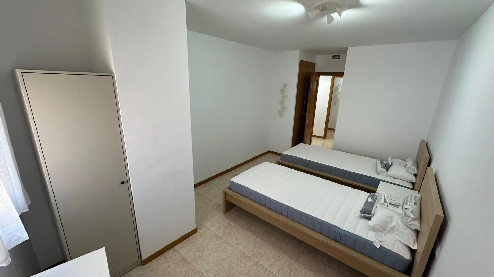 Habitación de Apartamento de alquiler en Castellón de la Plana / Castelló de la Plana con Aire acondicionado, Calefacción y Amueblado