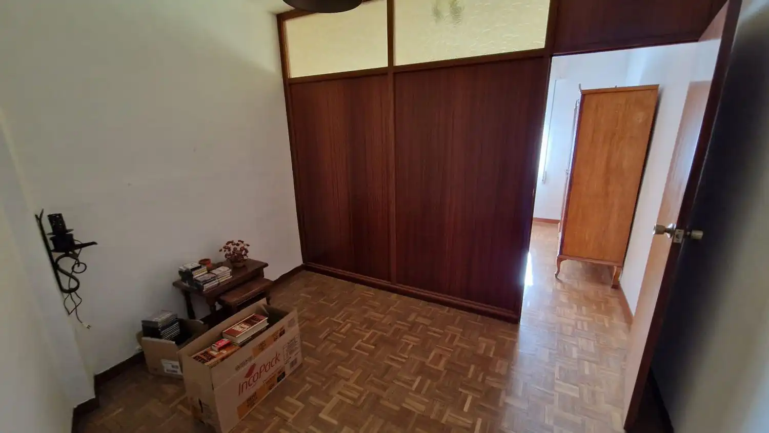 Bedroom of Flat for sale in León Capital   with Heating, Parquet flooring and Terrace