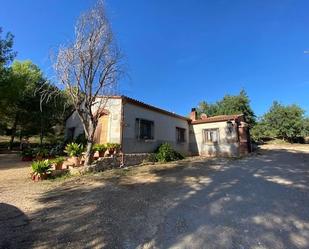 Vista exterior de Casa o xalet de lloguer en El Catllar  amb Aire condicionat, Terrassa i Traster