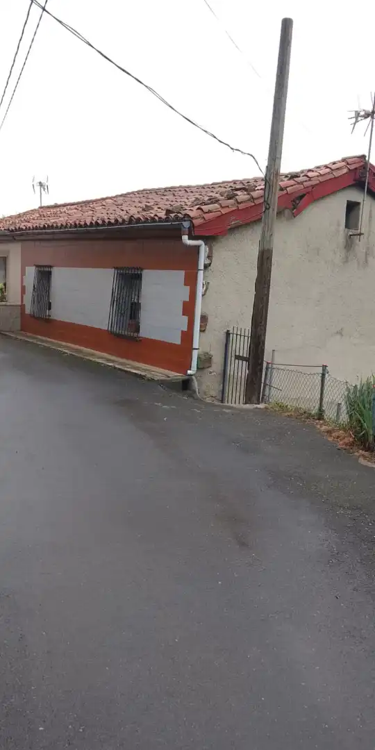 Aparcament de Casa adosada en venda en Langreo amb Terrassa