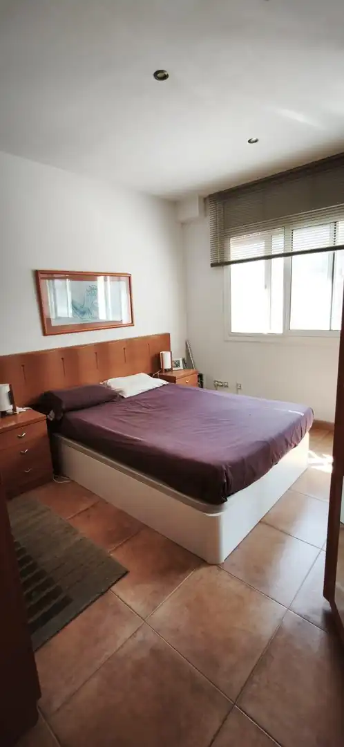 Habitación de Edificio en venta en Argentona