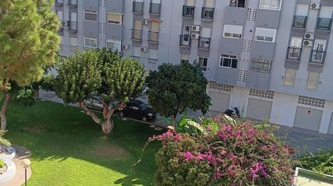 Foto 3 de Apartamento en venta en Avenida Avenida de Ramón y Cajal, Puerto Deportivo, Fuengirola