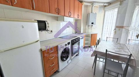 Foto 3 de Piso de alquiler en Avenida Constitución, Saldaña, Palencia