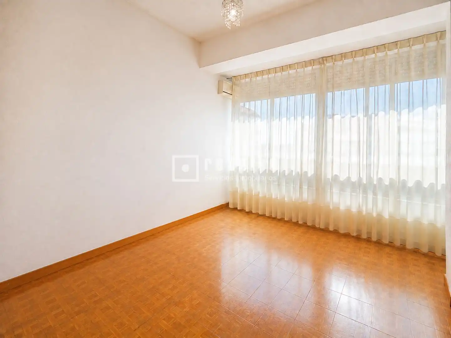 Habitación de Piso en venta en Valencia con Aire acondicionado y Trastero