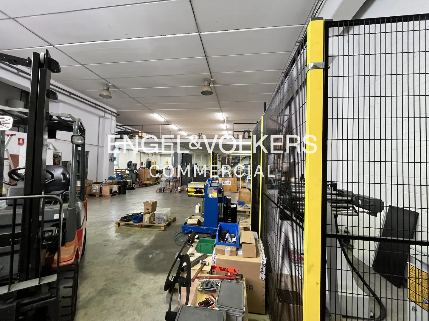 Nave industrial con ascensor en venta en Bonavista - Bufalà - Morera, imagen 4
