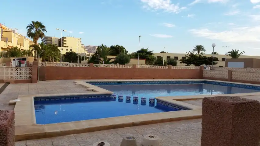 Piscina de Casa o xalet de lloguer en La Manga del Mar Menor amb Moblat i Piscina comunitària