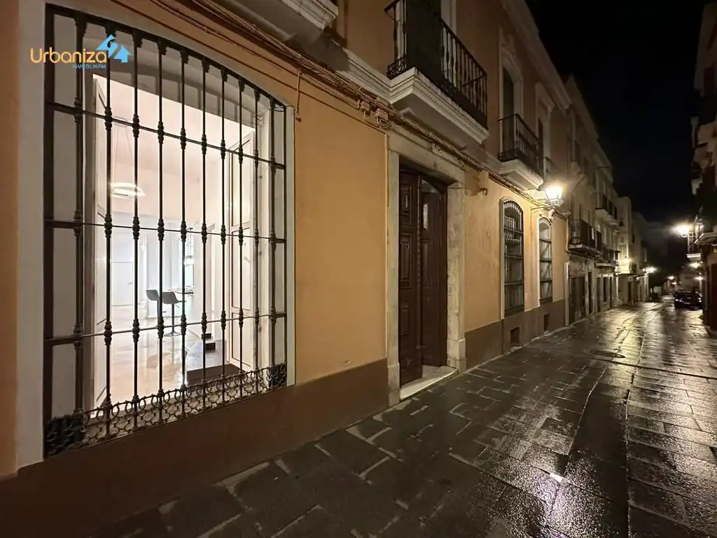 Apartament en venda a Casco Antiguo