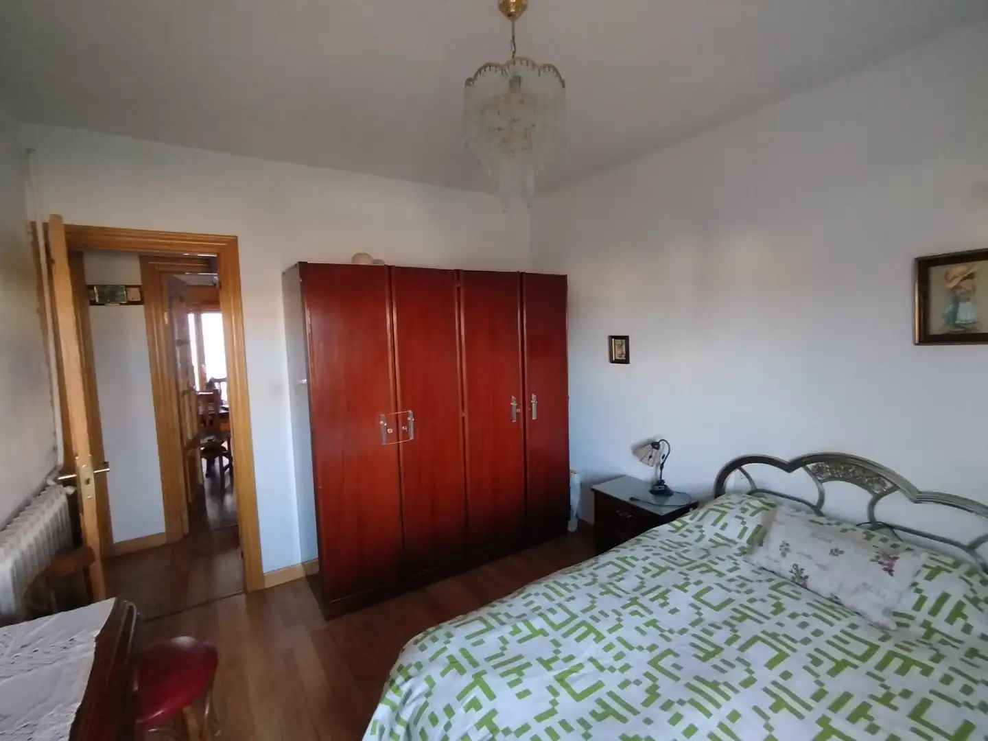 Dormitori de Casa o xalet en venda en Onzonilla amb Calefacció, Jardí privat i Parquet