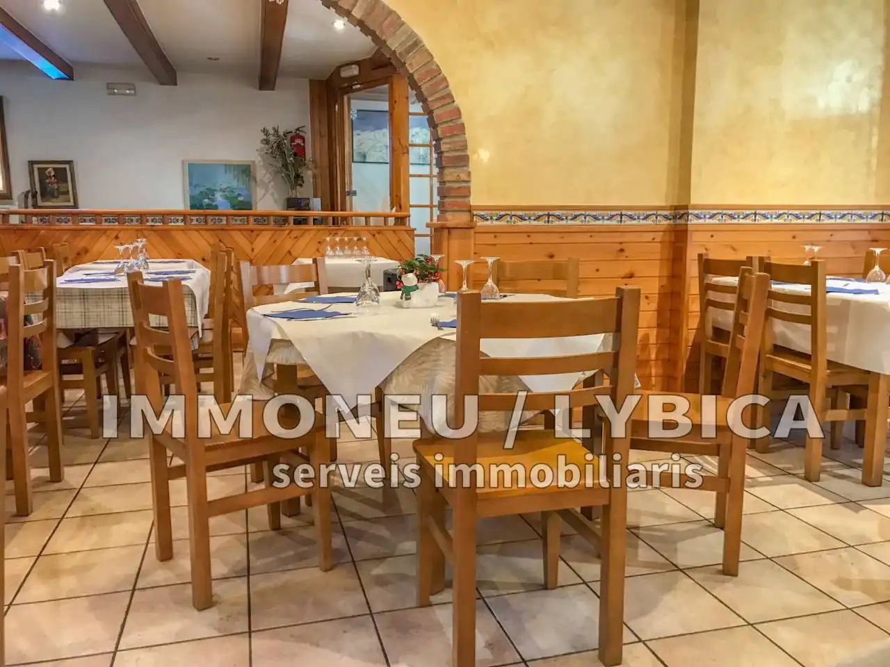 Local en venta en Alp