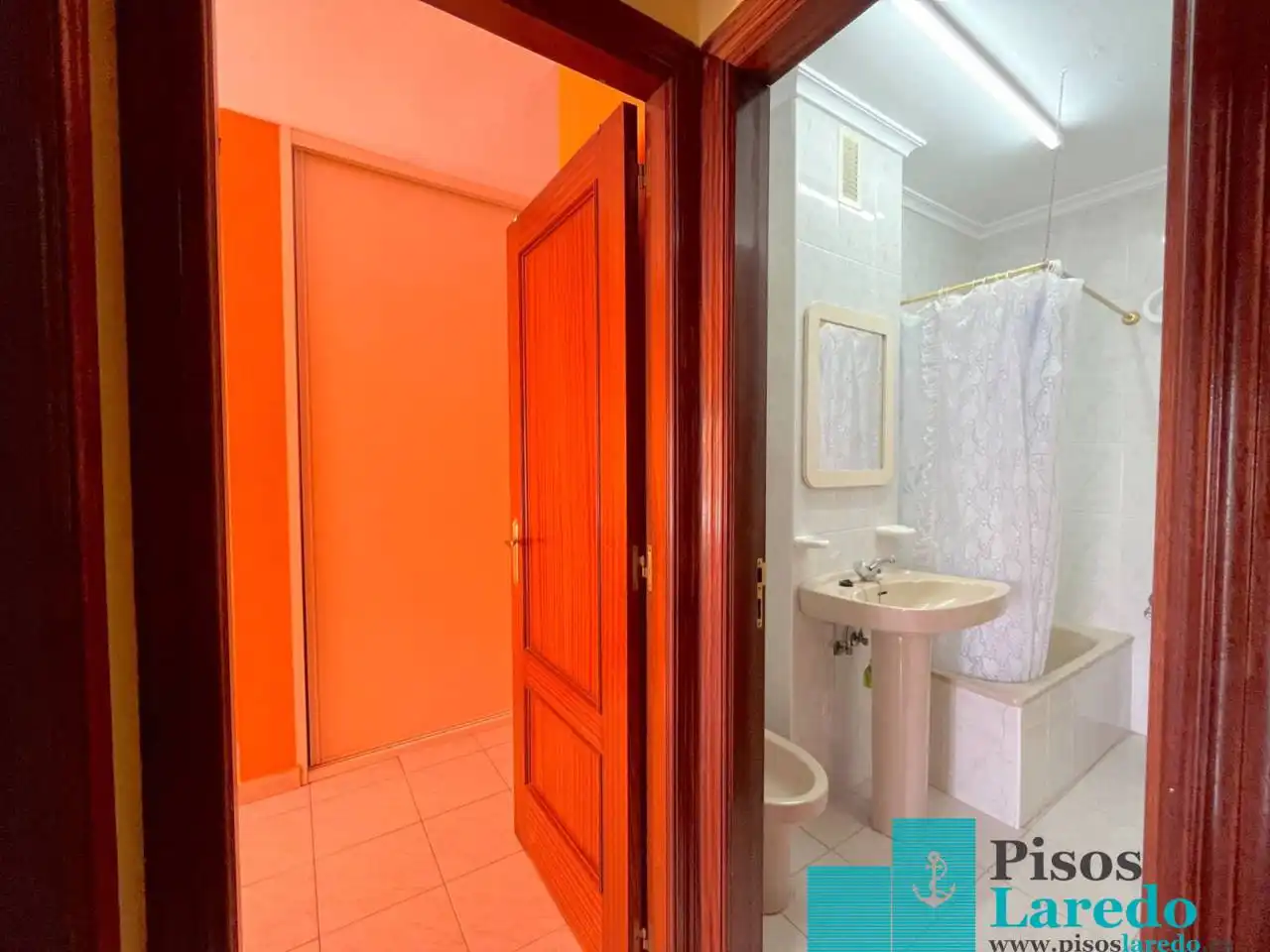 Baño de Dúplex en venta en Noja con Calefacción y Terraza