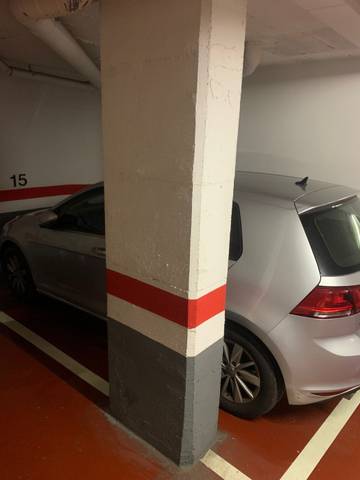 Garaje en Alquiler en Carrer dels Almogàvers en El Parc i la Llacuna del Poblenou