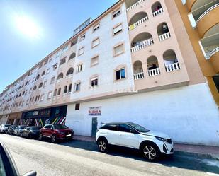 Vista exterior de Local de lloguer en Torrevieja