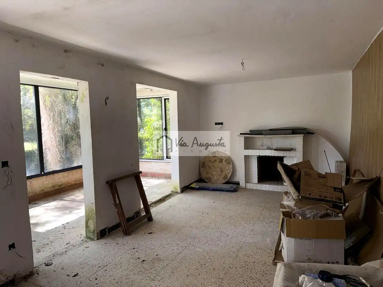 Sala d'estar de Casa o xalet en venda en Alfara de Carles amb Jardí privat, Terrassa i Balcó