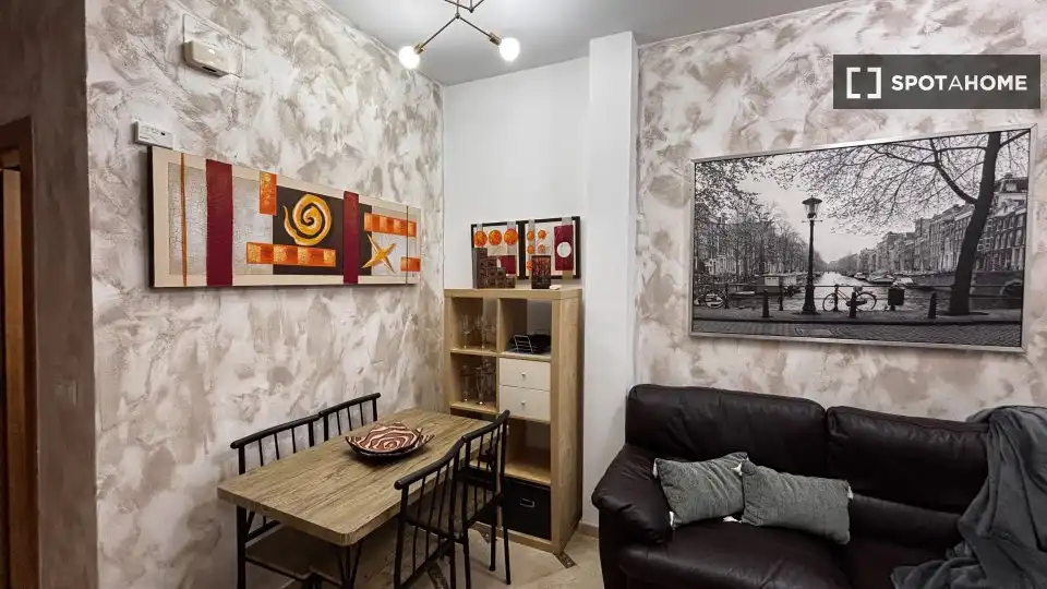 Sala d'estar de Apartament per a compartir en Sevilla amb Aire condicionat, Calefacció i Terrassa