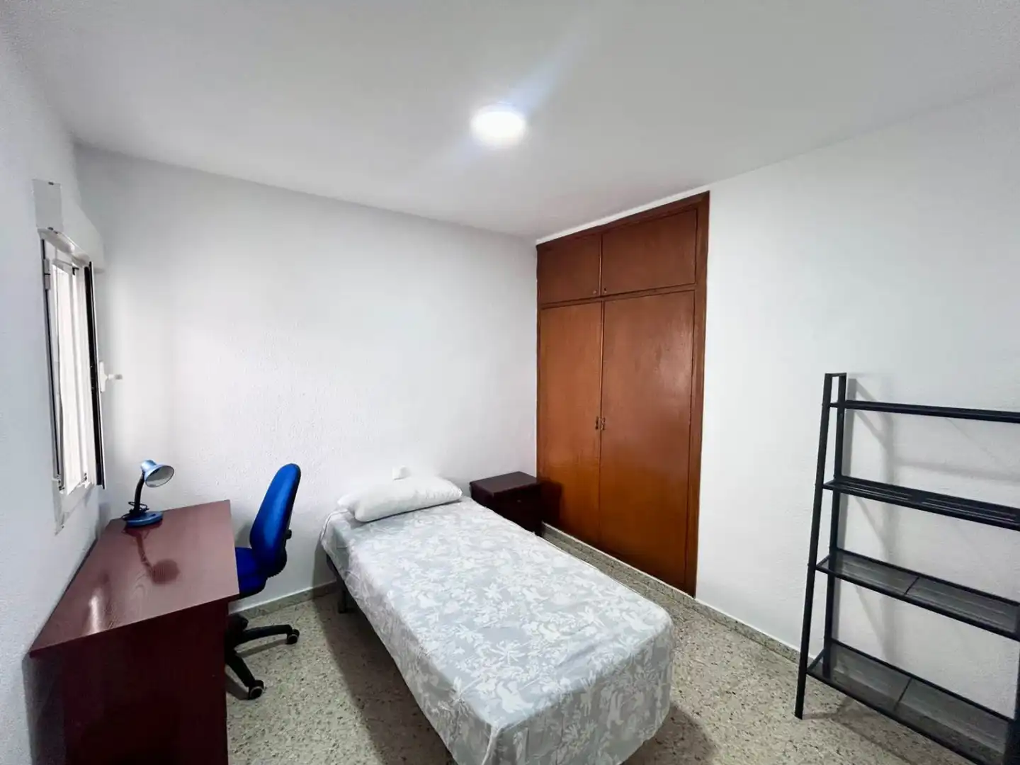 Schlafzimmer von Wohnung zur Miete in Granada mit Terrasse und Möbliert