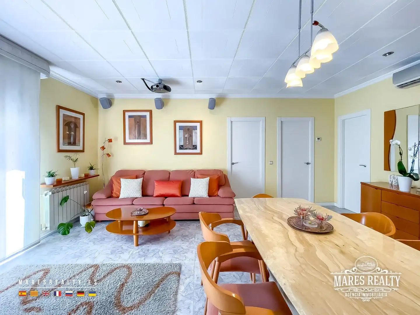 Sala d'estar de Casa adosada en venda en Lloret de Mar amb Aire condicionat, Calefacció i Traster