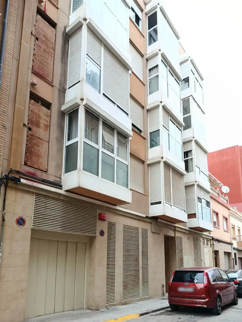 Vista exterior de Piso en venta en Valencia con Calefacción, Terraza y Trastero