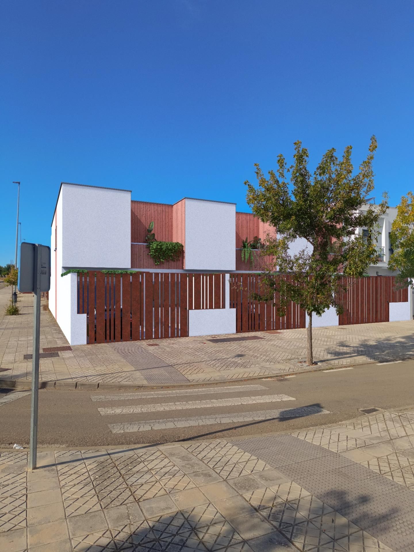 Vista exterior de Casa adosada en venda en Cáceres Capital amb Aire condicionat, Calefacció i Jardí privat