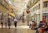 Außenansicht von Wohnungen zur Miete in Málaga mit Terrasse und Ofen