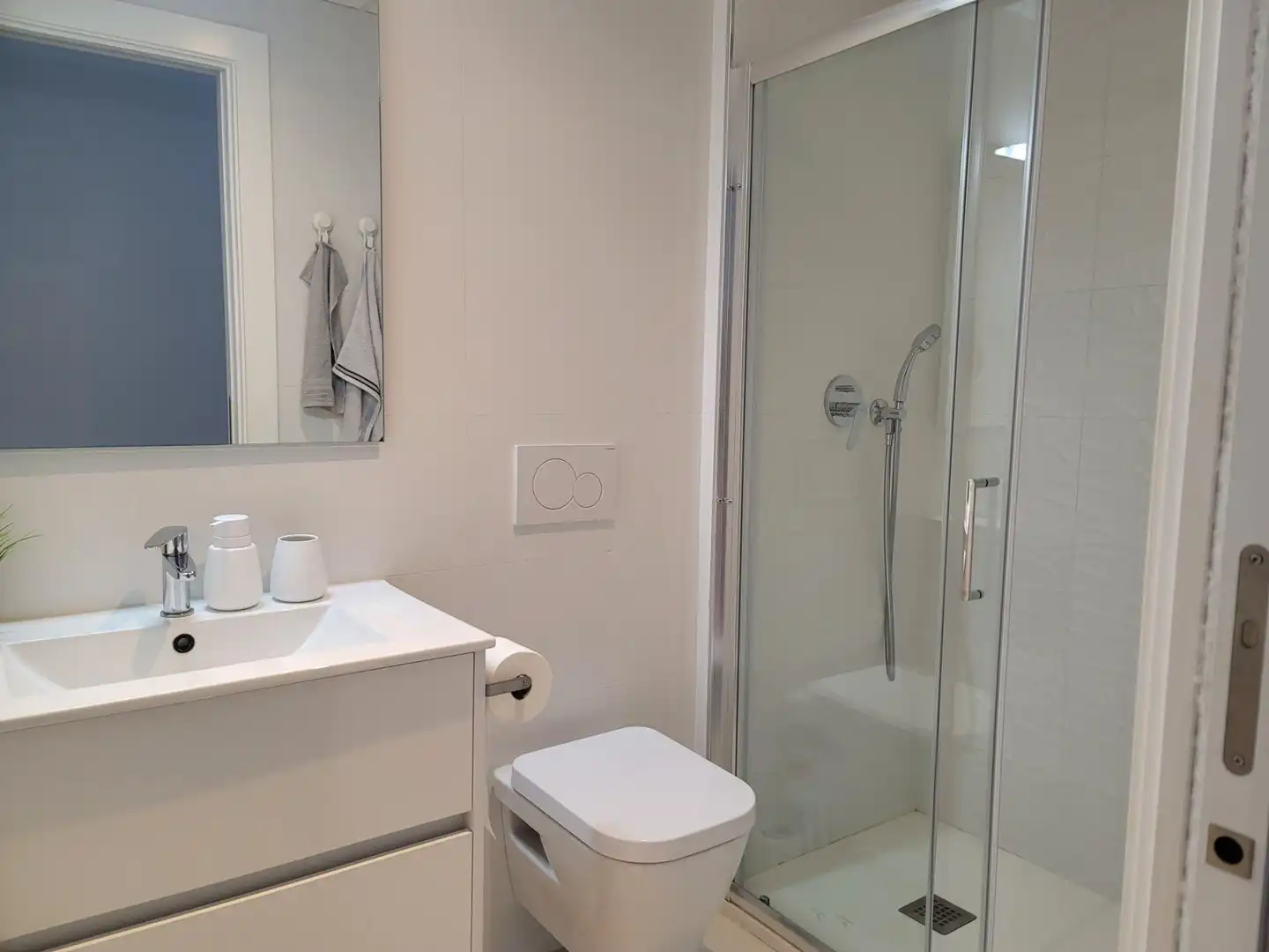 Bany de Apartament en venda en Orihuela amb Aire condicionat, Jardí privat i Terrassa