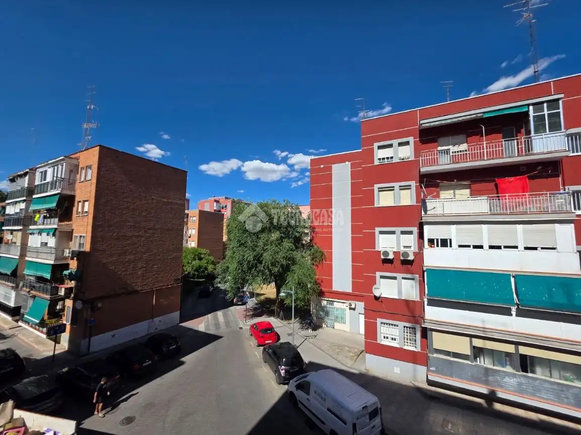 Vista exterior de Piso en venta en Alcorcón con Calefacción, Terraza y Trastero