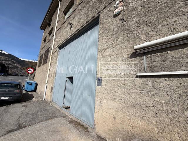 Nave industrial en Alquiler en Els Cortals