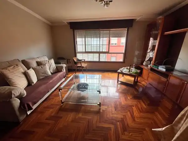 Sala de estar de Casa o chalet en venta en Vigo  con Parquet
