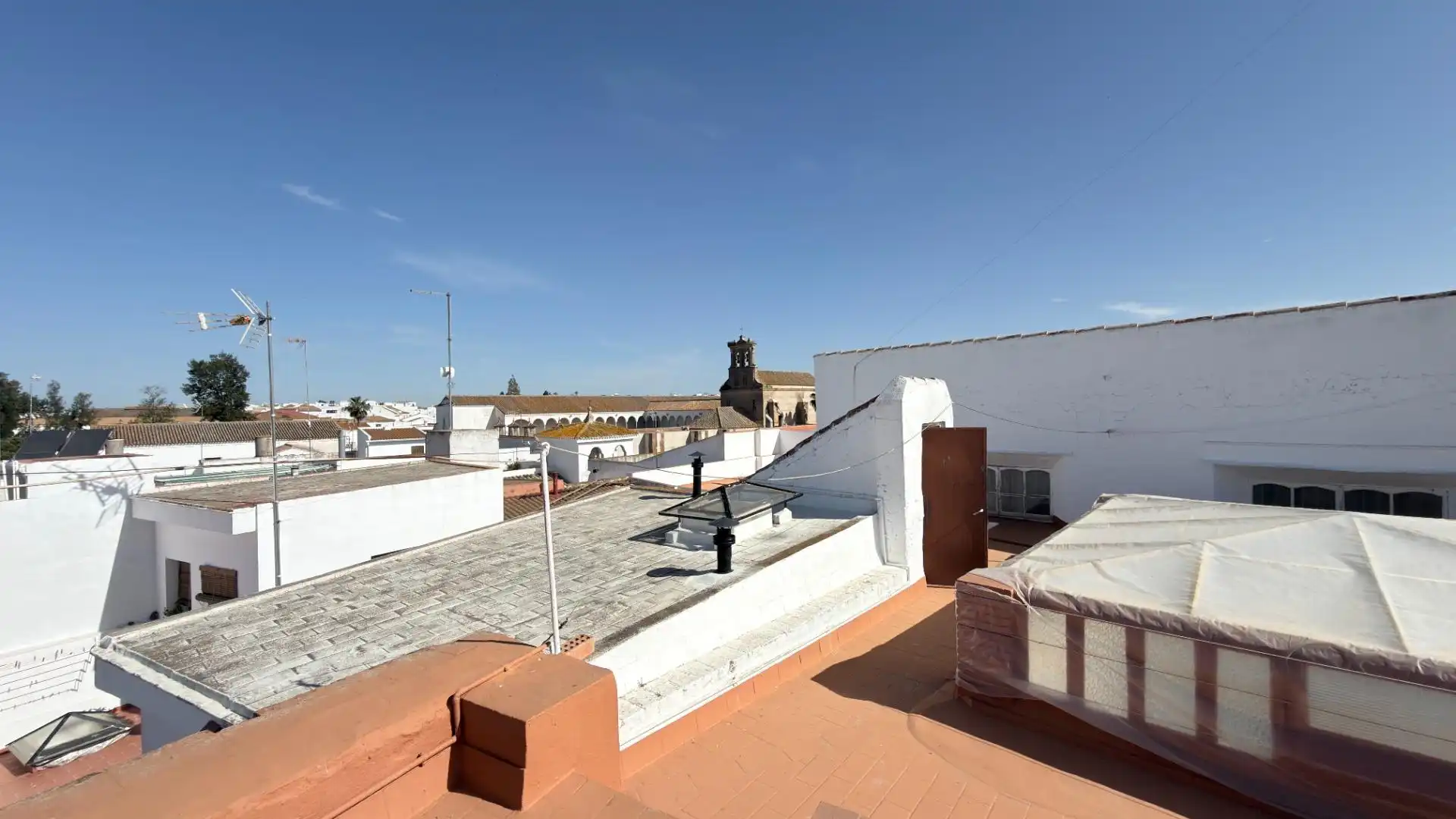 Vista exterior de Casa o chalet en venta en Moguer con Terraza y Balcón