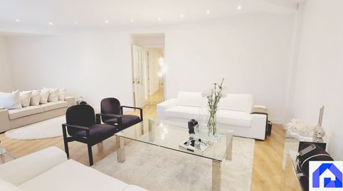 Foto 3 de Piso en venta en Oviedo - Calle Campoamor, Salesas - Foncalada - Campoamor, Oviedo