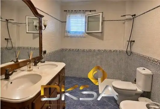 Baño de Casa o chalet en venta en Burriana / Borriana con Calefacción, Jardín privado y Terraza