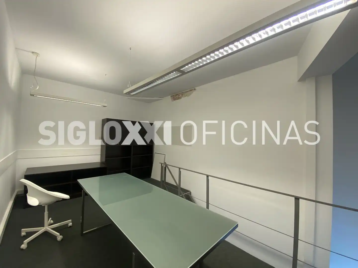 Büro zur Miete in Barcelona mit Klimaanlage, Heizung und Möbliert